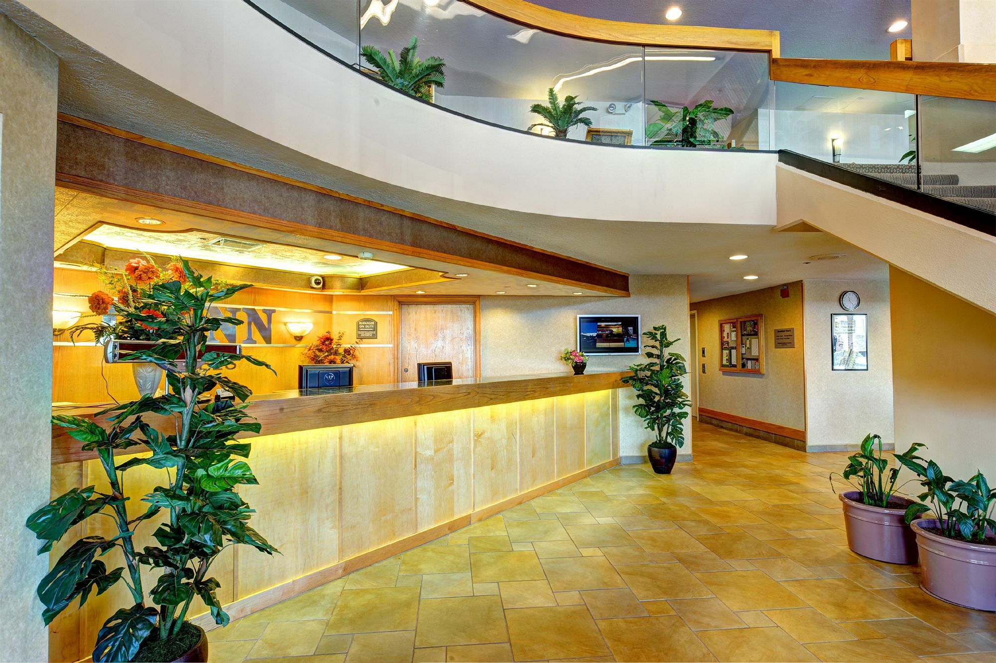 Livinn Hotel Cincinnati North/ Шаронвілл Екстер'єр фото